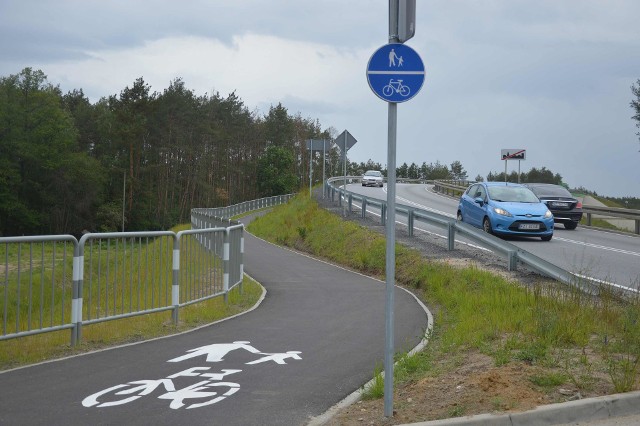 Ścieżka rowerowa wzdłuż ul. Kętrzyńskiej w Zielonej G&oacute;rze