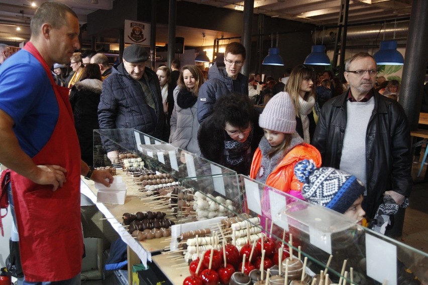 Festiwal czekolady w Łodzi! Dlaczego tak lubimy czekoladę? Bo nas uzależnia... ZDJĘCIA