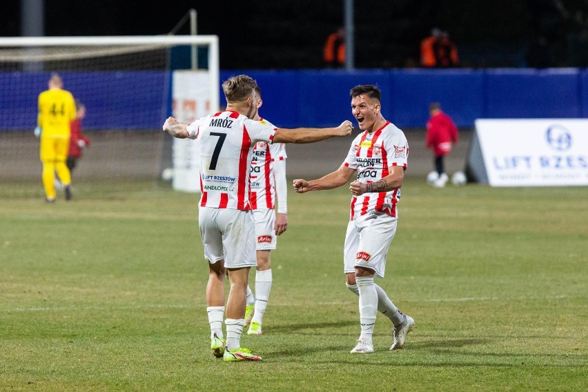 Apklan Resovia pokonała 1:0 Widzew Łódź przy Hetmańskiej w...