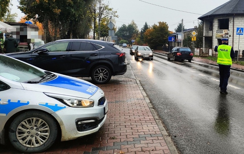 Akcja policji „Wszystkich Świętych” na ulicach w Radomsku i...