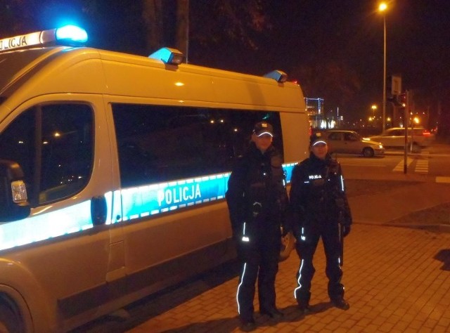 Galeria Biała: Mobilny posterunek czuwa nad kupującymi