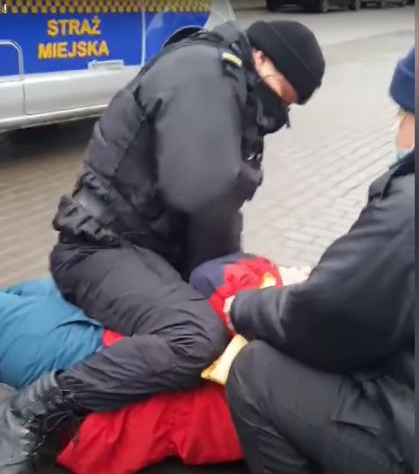 Straż Miejska w Ełku. Policja wyjaśni czy funkcjonariusze przekroczyli swoje uprawnienia