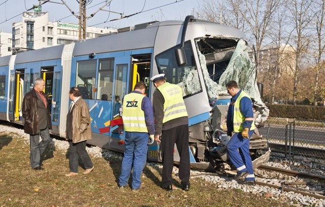 Wypadek tramwajów na Legnickiej, Wrocław, listopad 2011
