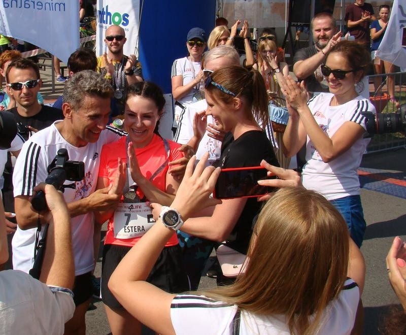 Oświęcim. Tauron Life Festival Oświęcim na sportowo. Bieg uliczny Run 4 Life z owacją dla Estery walczącej z ciężką chorobą [ZDJĘCIA CZ. I]