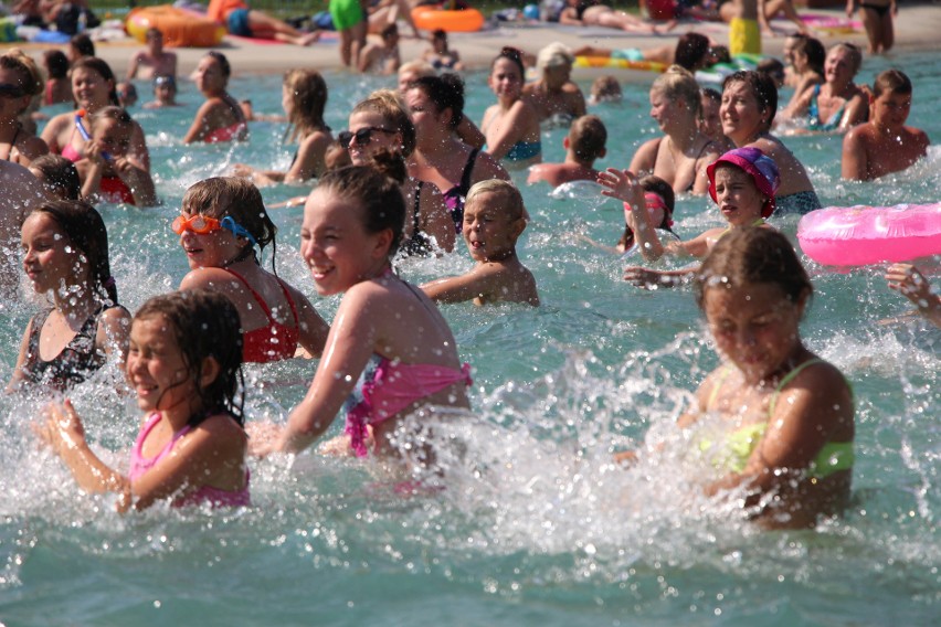 Aqua aerobik i inne atrakcje Kąpieliska Leśnego w Gliwicach ZDJĘCIA