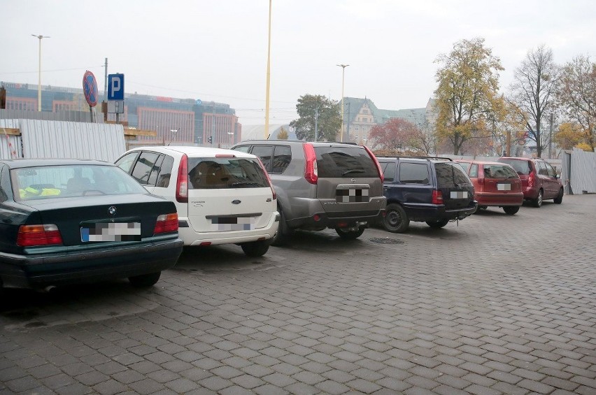 Parkowanie w Szczecinie. Wiadomo, są problemy. Będzie lepiej?