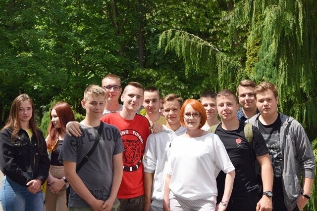 Uczniowie klas ósmych z całego powiatu staszowskiego odwiedzili Zespół Szkół w Sichowie Dużym