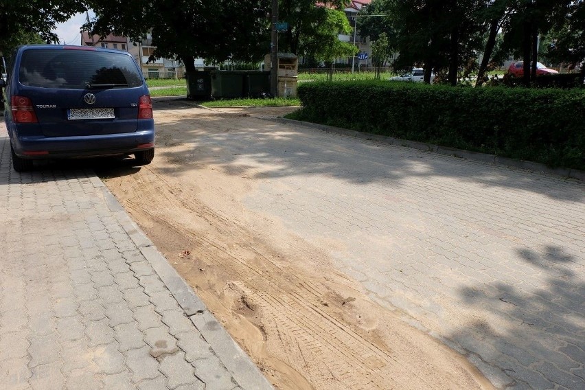 Parking przy ul. Żeromskiego i Kruczej w Białymstoku...