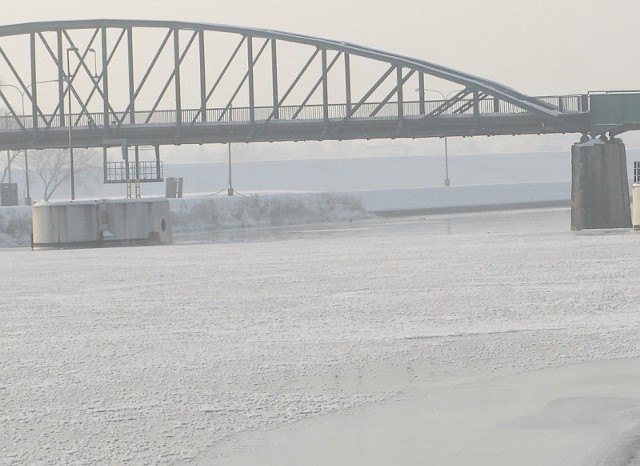 W najbliższych dniach temperatura będzie spadać poniżej -15 stopni Celsjusza.