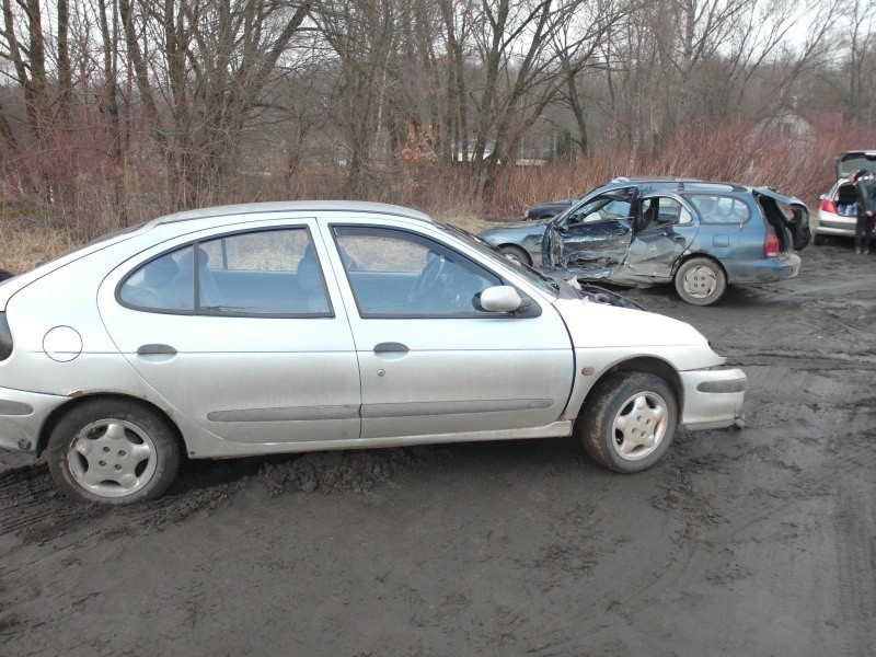 Zderzenie trzech aut na ulicy Szczecińskiej. Sprawca był pijany