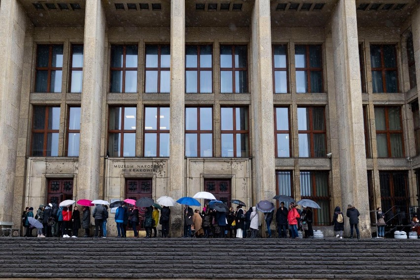 Wystawa prac Tamary Łempickiej to jedna z najchętniej...