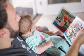 Czytanie ma moc. Jak korzyści płyną z głośnego czytania od najmłodszych lat?