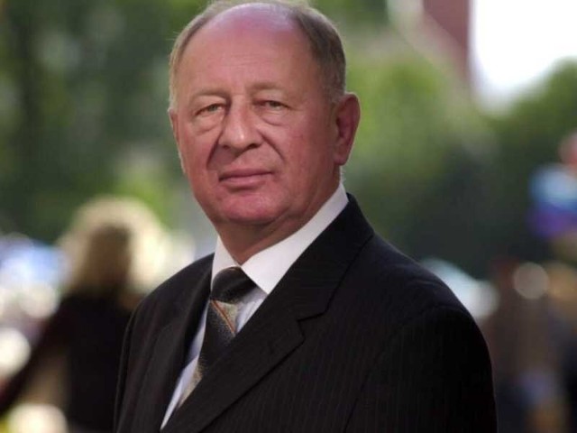 Ryszard Lewandowski w obecnej kadencji pełni funkcję wiceprzewodniczącego Rady Miasta. Jest doświadczonym samorządowcem,  wcześniej był przewodniczącym RM, a  także członkiem Rady Powiatu.   W wyborach w 2006 roku ubiegał się o stanowisko burmistrza.