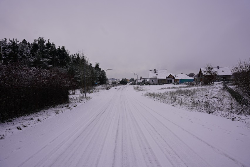 Zimowy drogowy raport z Miastka. Uwaga na oblodzenia na jezdniach i chodnikach (ZDJĘCIA) 