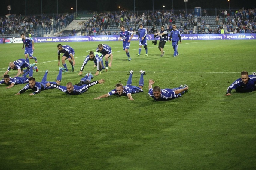 Ruch Chorzów - Legia Warszawa 2:1. Tak cieszą się Niebiescy