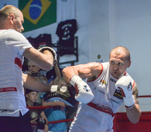 POLSAT BOXING NIGHT 17 września. Głowacki vs. Usyk. Gdzie transmisja ZA DARMO? POLSAT STREAM