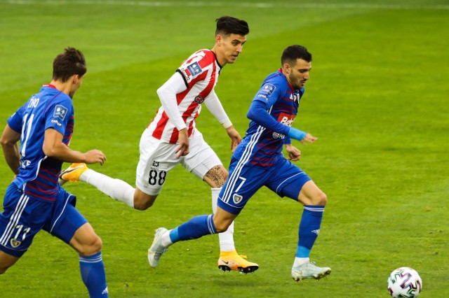 Tiago Alves w meczu z Cracovią