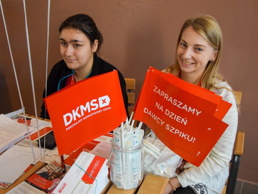 Dni Dawcy Szpiku w Tarnobrzegu pod hasłem "Kochaj bliźniaka swego". Szkoły przeprowadzą akcję rejestracji. I ty możesz uratować komuś życie!