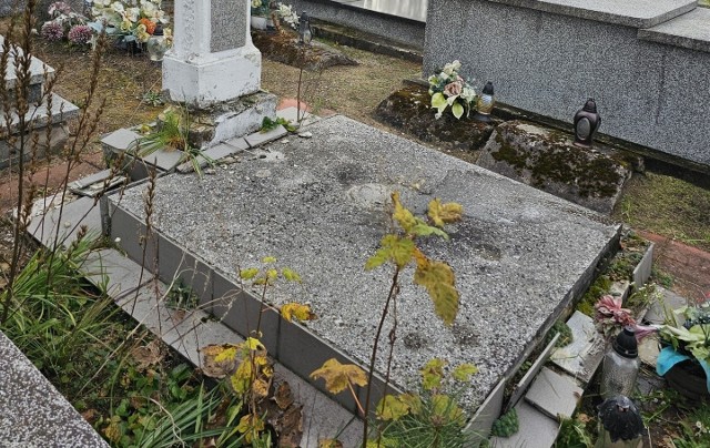 Jeden z nagrobków na rudnickim cmentarzu, który wymaga odnowy