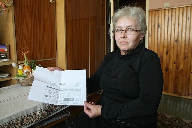 Kielczanka Grażyna Garbowicz ubolewa nad tym, że sama nie mogła zająć się pogrzebem brata, bo nikt jej na czas nie powiadomił, że umarł. Dostała tylko rachunek za pochówek.