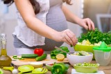 Mity na temat diety w ciąży. Co wolno, a czego nie wolno w tym czasie?