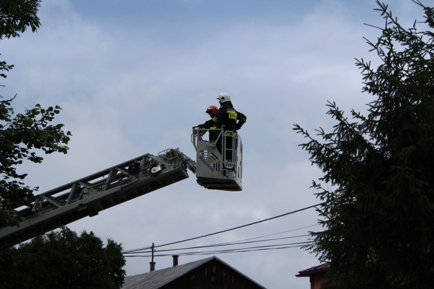 Strażacy z OSP Wielmoża służą podczas pożarów, podtopień,...