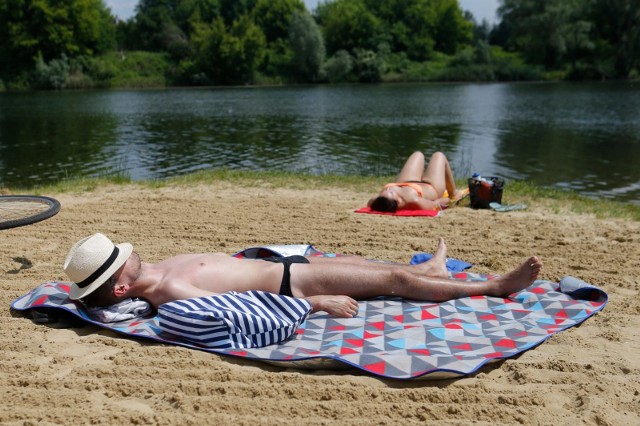 Takie upały najlepiej spędzać nad wodą.