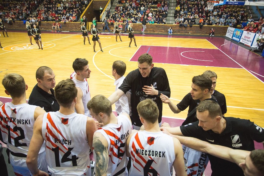 STK Czarni Słupsk - Pogoń Prudnik 67:59.