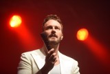 Sławek Uniatowski zaśpiewa premierowe piosenki z albumu "Wielki błękit" 21 maja w kinie Kijów w Krakowie 
