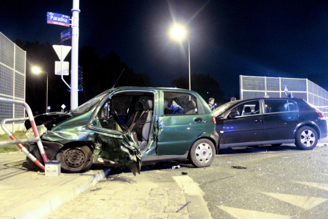 Wypadek na skrzyżowaniu Paradnej i Ustronnej w Łodzi