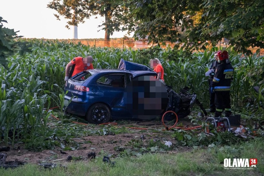Dwie młode osoby zginęły w wypadku pod Wrocławiem