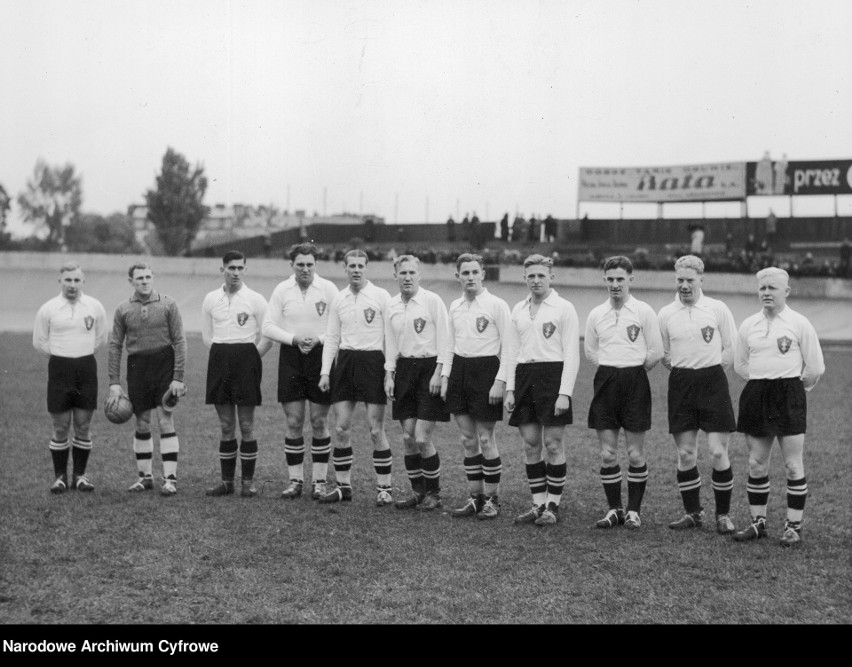 Październik 1936 roku. Rewanżowe spotkanie również na...