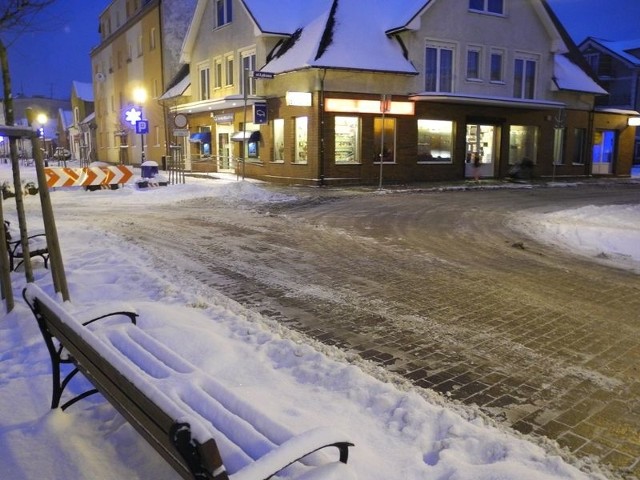 Ulica Kościuszki w Łebie nadal będzie deptakiem. Ratusz uważa, że granitowa kostka zostałaby zniszczona przez samochody.