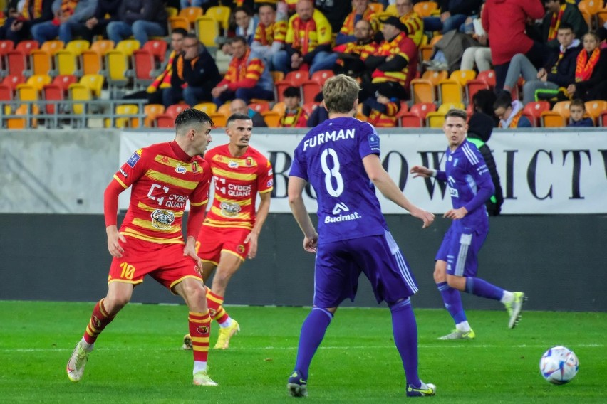 Jagiellonia - Wisła Płock 1:1. Frekwencja na trybunach: 7731...