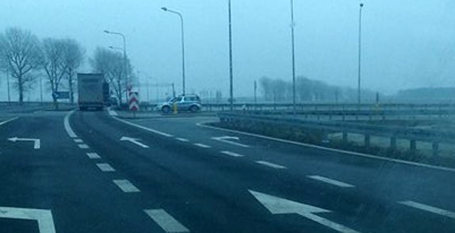 Policja zaczęła pościg w okolicach Myśliborza. Kierowcy udało się zgubić goniących go policjantów.