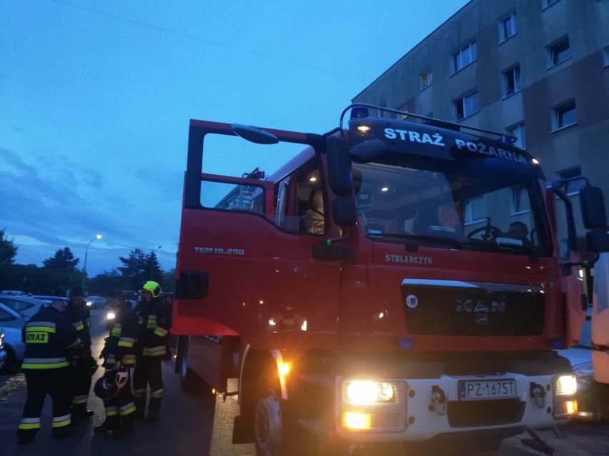 Lokator rozpalił grilla na balkonie