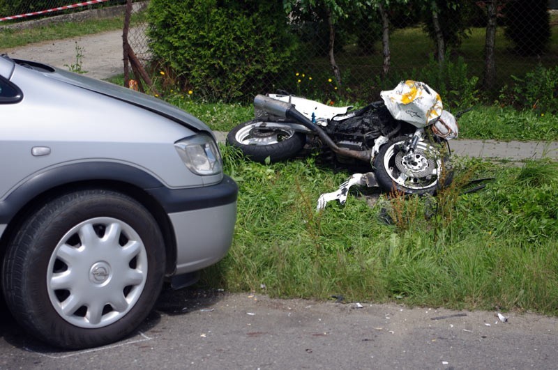 Wypadek motocyklisty w Starej Wsi [ZDJĘCIA INTERNAUTY]