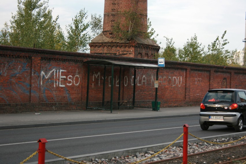 38 lat temu na murze rzeźni pojawił się także napis „Mięso i...