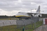 Antonow na wrocławskim lotnisku [ZDJĘCIA]                        