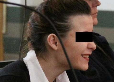 Katarzyna W. na ławie oskarżonych w Sądzie Okręgowym w Katowicach. Jest oskarżona o zabójstwo córki Madzi.