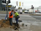 Przebudowują sygnalizację świetlną na ulicy KEN w Stalowej Woli