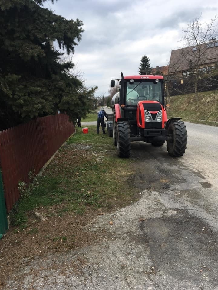 W Siedlcu zabrakło wody na dwie doby. Dowożona beczkowozem w nocy zamarzła