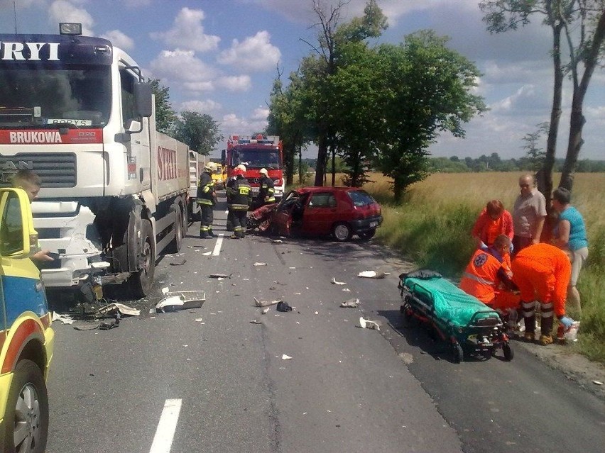 Wypadek na Luboszyckiej w Opolu. O 11.15 kierowca osobowego...