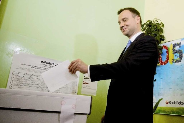 Andrzej Duda oddał wczoraj głos w lokalu wyborczym Krakowie