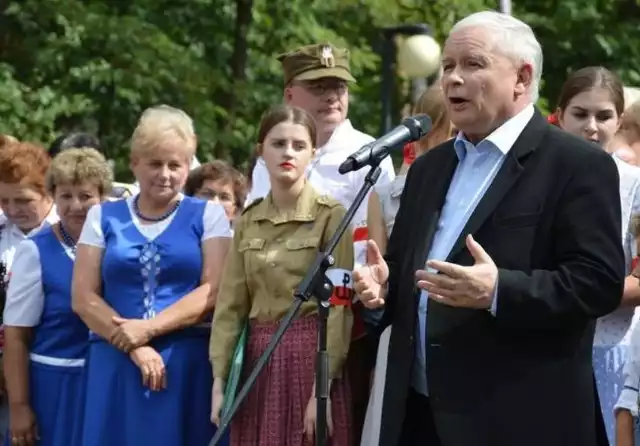 Jarosław Kaczyński podczas pikniku rodzinnego Prawa i Sprawiedliwości w Stalowej Woli