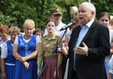 Aktywista twierdzi, że Jarosław Kaczyński w Stalowej Woli groził osobom homoseksualnym i je znieważał. Jakie wówczas słowa wypowiedział?