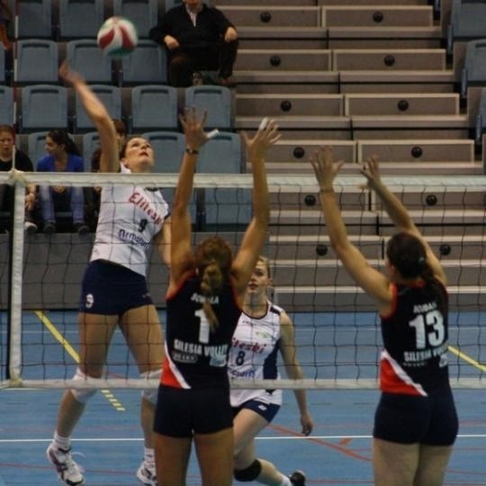 I liga siatkarek: Armatura Eliteski AZS UEK - Silesia Volley