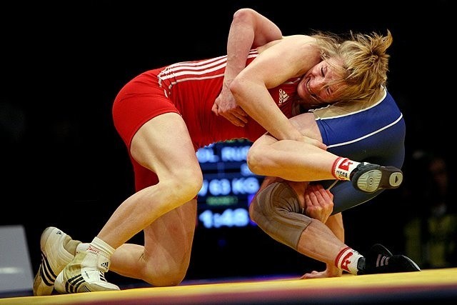 W przebogatym medalowym dorobku Moniki Michalik (w czerwonym stroju) brakuje tylko krążka z igrzysk olimpijskich. Ma nadzieję przywieźć go z Londynu.