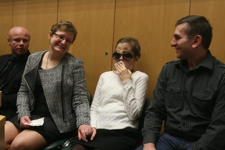 Przeszczep twarzy Gliwice: 26-letnia Joanna opuszcza szpital [DRASTYCZNE ZDJĘCIA + WIDEO]