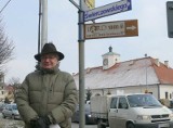Patroni ulic w Staszowie - ostatni relikt PRL 